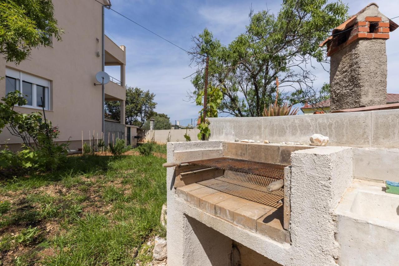 מאלי לוסיניי Boutique Apartment מראה חיצוני תמונה
